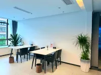 โรงแรมยาหยา หลงหลี่ - พร้อมอาหารเช้า