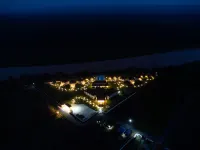 River Bank Jungle Resort - Mountain view