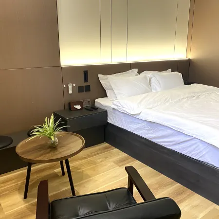 YYHOTEL