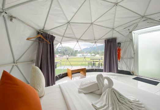 Raibumrungphol 썸네일