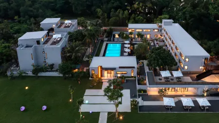 Haitang Yijing · ONLY ONE Отели рядом с достопримечательностью «Lover's Bridge»