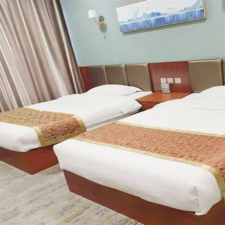 Homeinn Pebble Hotel (Tourism Service Center of West Changbai Mountain)