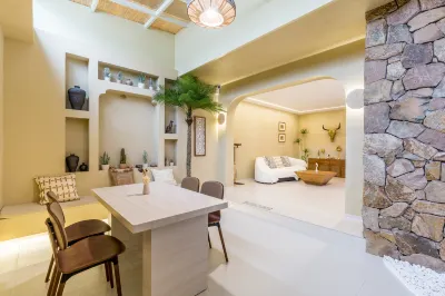 Homestay at first sight