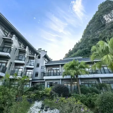 Green Lotus Hotel
