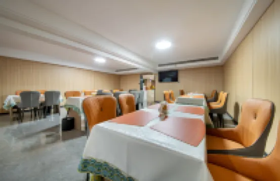 โรงแรมป๋อยวี่ โอเรียนทัล (จตุรัสซงกูโหลว สถานีรถไฟฟ้าอู่ลู่โข่ว ซีอาน)
