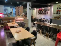 Golden House Hostel