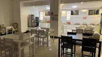 Junying Sanbu Hotel