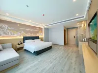 途麦・迪爾ホテル（達州城市中心広場）