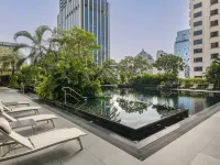 Grande Centre Point Hotel Ratchadamri Bangkok Отели рядом с достопримечательностью «Алтари на перекрестке Ратчапрасонг»