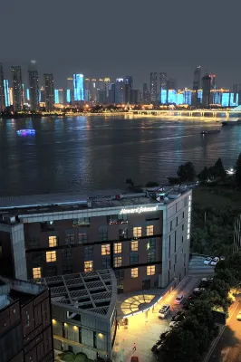 Howard Johnson Yacht Club Hotel Changsha Hotel in zona Port of Changsha