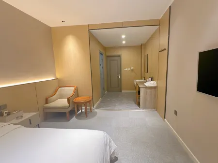 Honghe Hotel Отели рядом с достопримечательностью «Hengshan Ancient College»