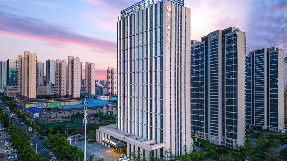 Yueyang Tower District East Railway Station Jinjiang Metropolo Hotel