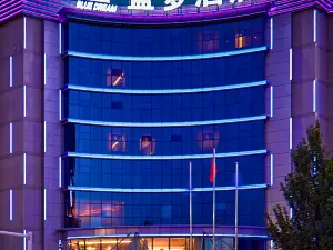 Top 7 Four-Star Hotels in Wuhai