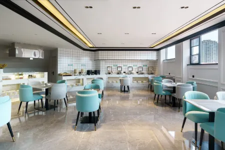 Xana Hotelle Отели рядом с достопримечательностью «Jiangxi Vocational College of Finance and Economics Balihu Campus»