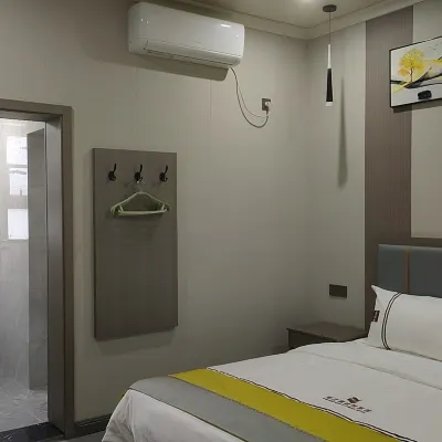 Yibin Nanxi Mengzhiyuan Business Hotel Hotels near Nanxi Railway Station