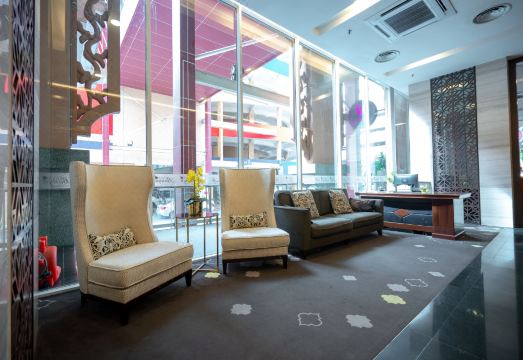 파야 붕가 호텔 로비