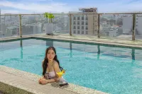 Palazzo Da Nang Beach Hotel - Infinity Pools