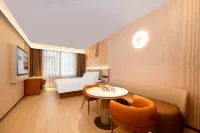 Orange Hotel (Shaoguan Qujiang  Branch) Hotel di Shaoguan