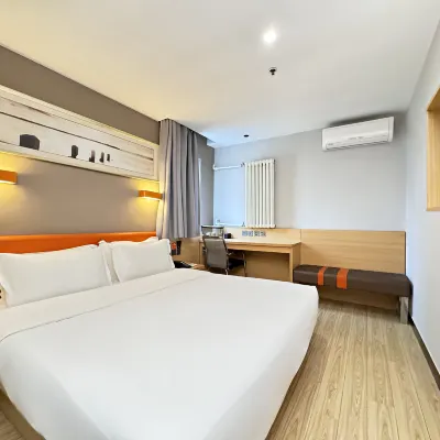 7 Days Premium Hotel (Qingdao May Fourth Square Zhiquan Road Subway Station) Các khách sạn gần Chùa Zhanshan