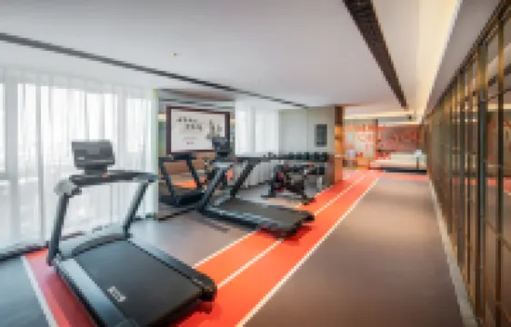 Golden Crown Borrman Hotel (Beihai Flagship Store)