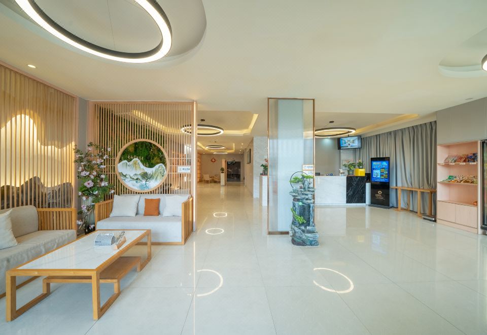 2. 란잉 하카 호텔..