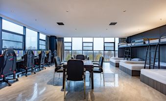 Jixia Smart E-sports Hotel