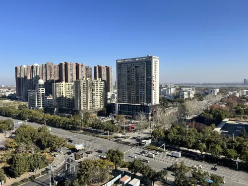 Starway Hotel (Huanggang Normal University Branch)
