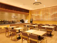 Dormy Inn EXPRESS SEOUL Insadong Отели рядом с достопримечательностью «Торговый центр U:US»