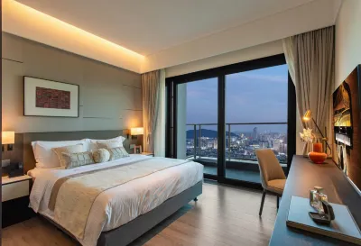 Zhimei·Lingju Hotel (Jianye Kaixuan Plaza)