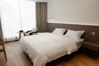 Tiantai Yueting Lanshe Homestay（Guoqing Temple）