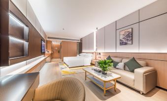 Chongwen Half Moon Wassim Hotel in Mianyang Zitong