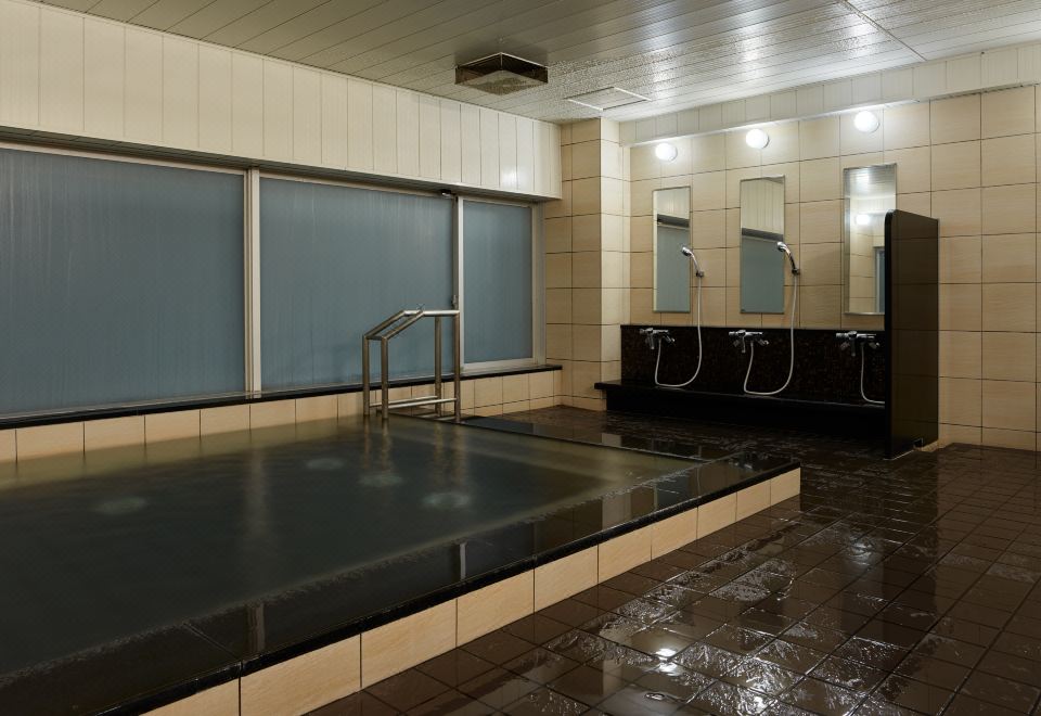 3. 미츠이 가든 호..