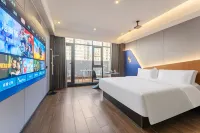 V8 plus Huanlin Hotel (Wanning High-speed Railway Station Branch)