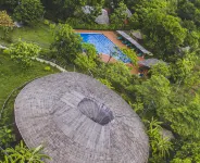 Hanchey Bamboo Resort - ที่มีสระว่ายน้ำ
