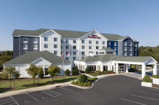 Hilton Garden Inn Greensboro - bar