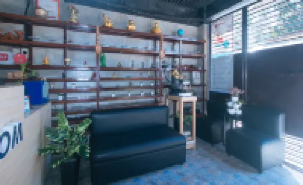 RedDoorz @ MBB Room NAIA 2