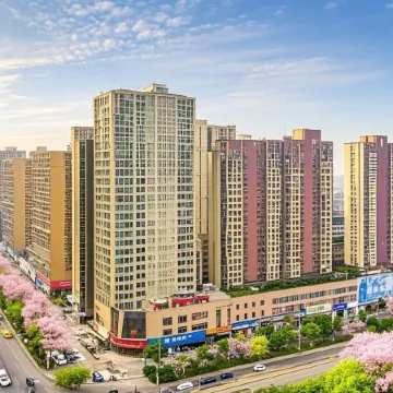 UP IN THE CLOUDS hotel