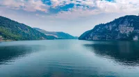Changyang Meizheng Hotel (Qingjiang Jiuru Resort Area)