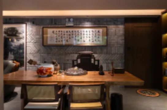 Fenghang Yiquan Riverside Hotel (Tuo River, Yunqiao) Hotels in Fenghuang