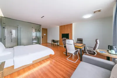Borui Business Hotel