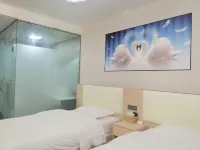 Shuifu Dongjin Business Hotel Hotels in Shuifu