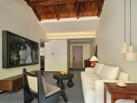 張家界莫問·禪意野奢度假民宿 鄰近武陵源商業城的酒店