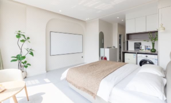 Yanji Fanxing Homestay (Yanbian University Internet Celebrity Wall)