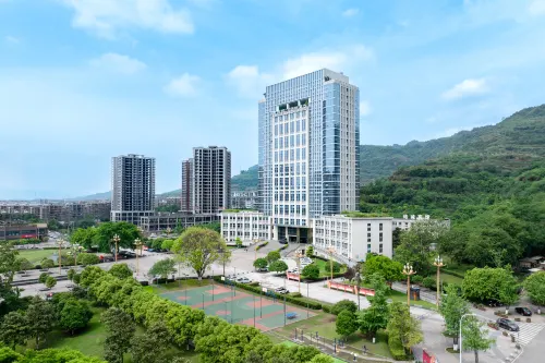 江島假日溫泉飯店（江津珞璜工業園區店）