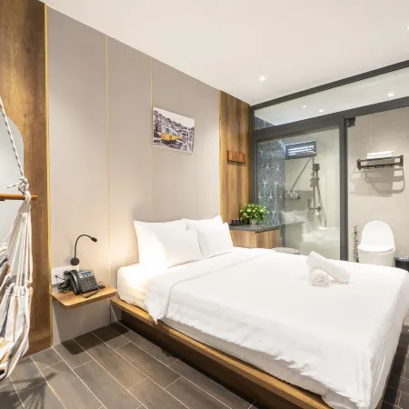 LA HOTEL THOAI NGOC HAU Отели рядом с достопримечательностью «Парк Dam Sen»