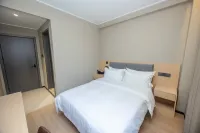 GreenTree Shell Hotel (Shanghai Xujiahui Meiluo City & shanghai stadium subway station) Hotel di Shanghai