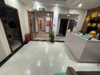 โรงแรมหงซว ถงเจียง - 2 ดาว