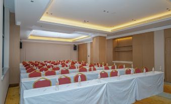 Vienna Hotel (Taikang Yincheng North Road, Zhoukou)