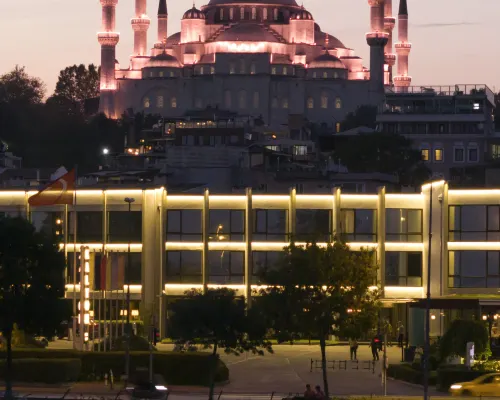 Kalyon Hotel Istanbul Hotels near Arasta Bazaar