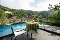 Liping Zhaoxing Landscape Resort Hotels in Liping